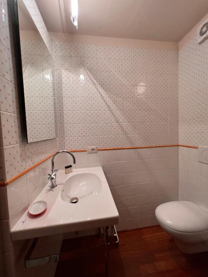 Al Giglio Bottonato Apartment Firenze Bagian luar foto